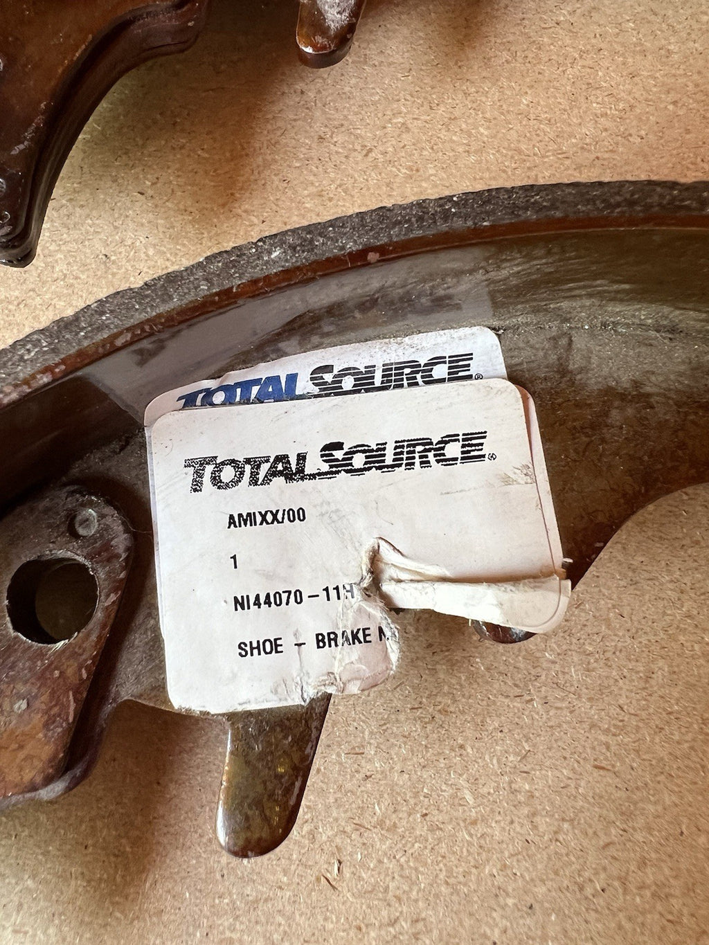(QTY 2) NI044070-11H04 Nissan Forklift Brake Shoes | Fits TCM CAT Toyota & More