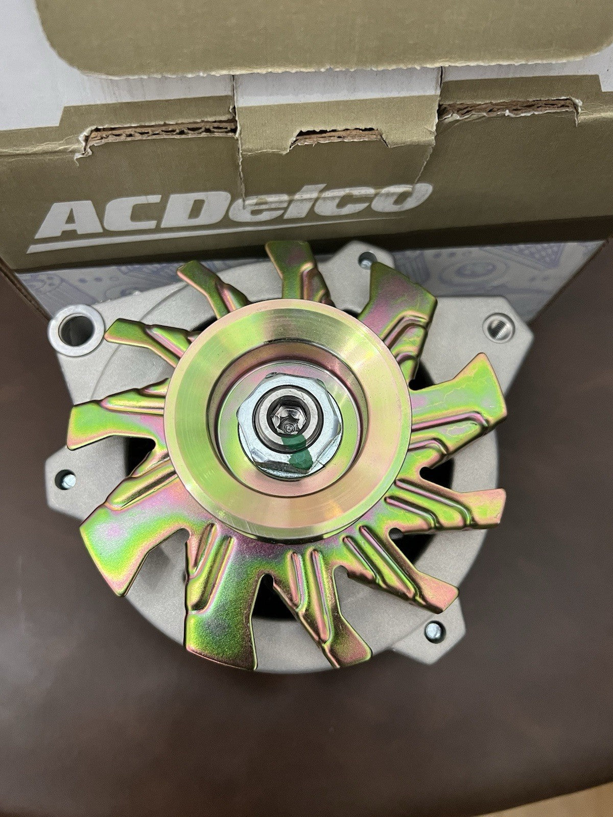 NEW ACDelco Alternator 335-1040 88877250 GM